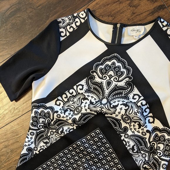 *Black & White Print Scuba Shift Dress- Size 10 - Picture 2 of 5